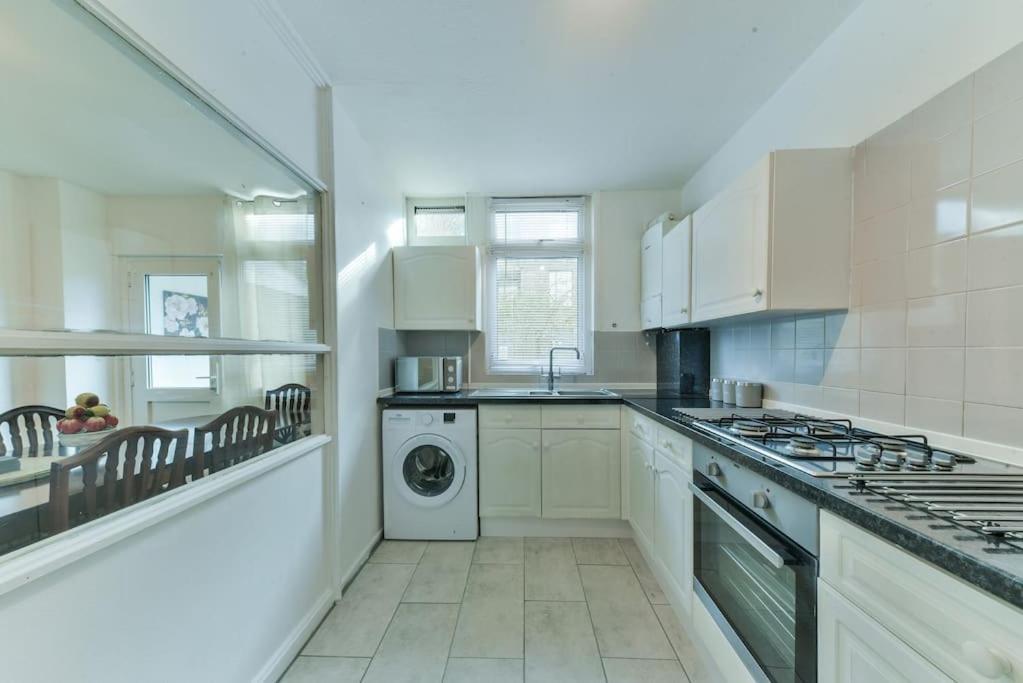 Nice Home In London, Central Peckham Экстерьер фото